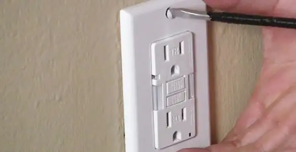 gfc outlets service securing and mounting ground fault circuit interrupter outlet by certified electricians in Detroit, MI